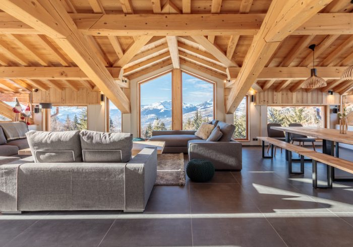 Large living room with amazing view